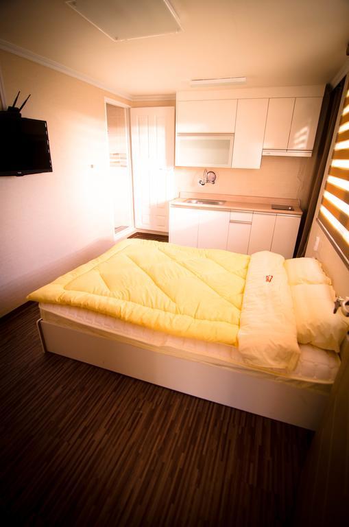 Yakorea Hostel Hongdae Seoul Ngoại thất bức ảnh