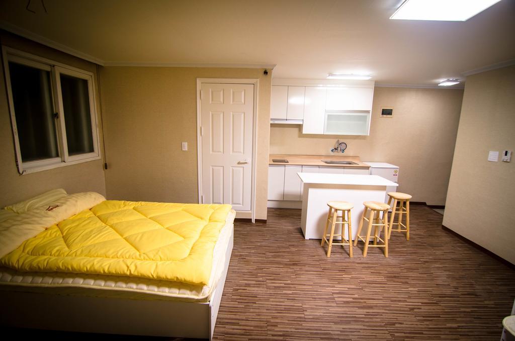 Yakorea Hostel Hongdae Seoul Ngoại thất bức ảnh