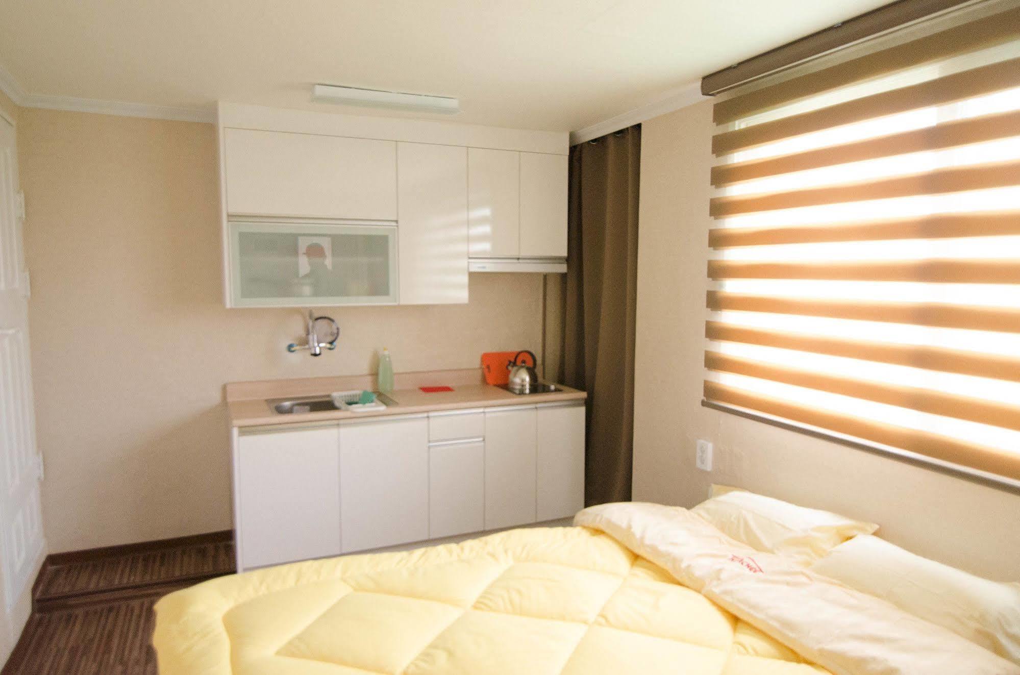 Yakorea Hostel Hongdae Seoul Ngoại thất bức ảnh