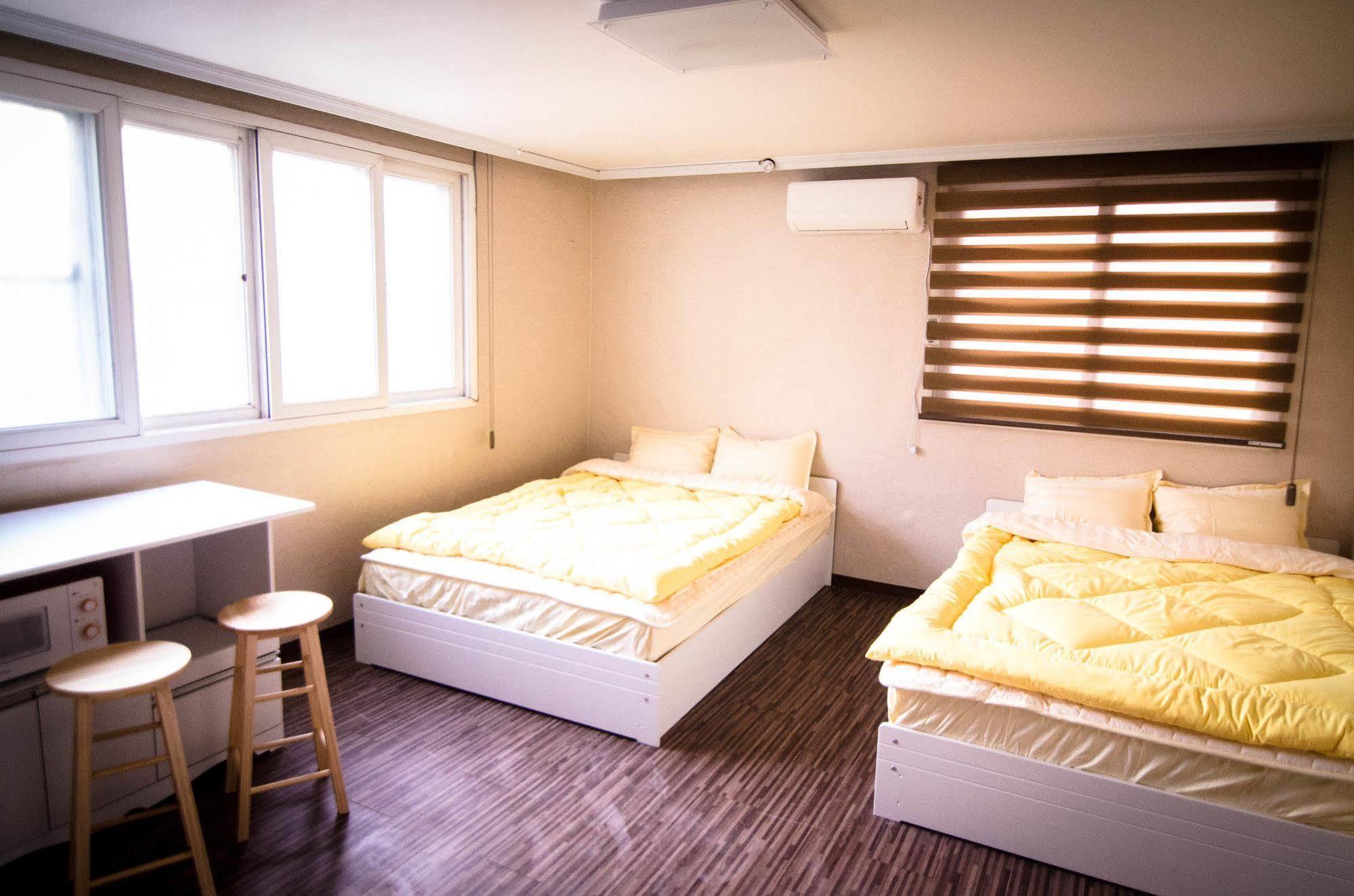 Yakorea Hostel Hongdae Seoul Ngoại thất bức ảnh